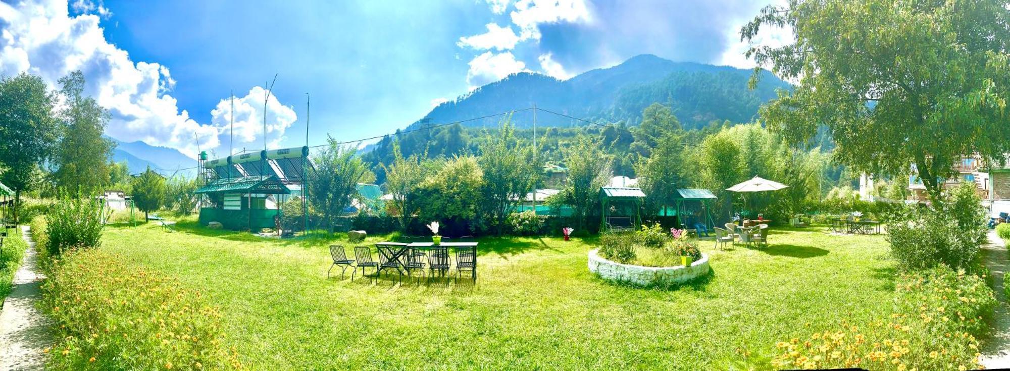 Himalayan Hill Queen Resort, Manali M98160-43400 מראה חיצוני תמונה