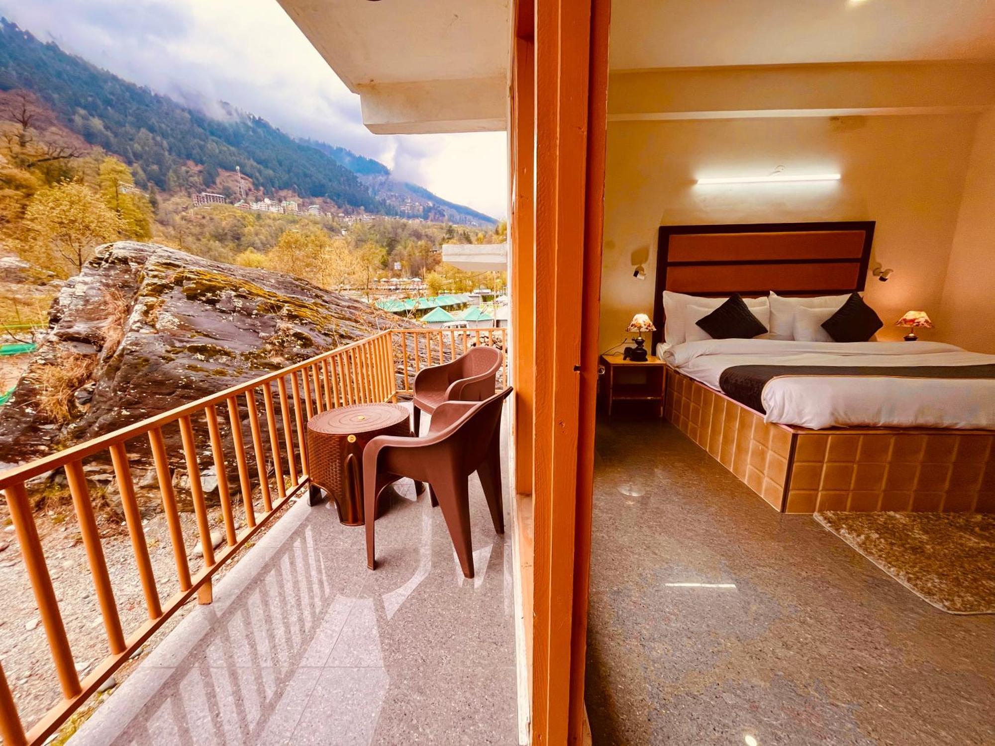 Himalayan Hill Queen Resort, Manali M98160-43400 מראה חיצוני תמונה